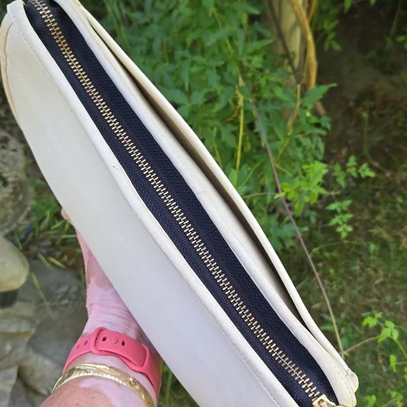 Coach Cream Crossbody Bag - Picture 7 of 12